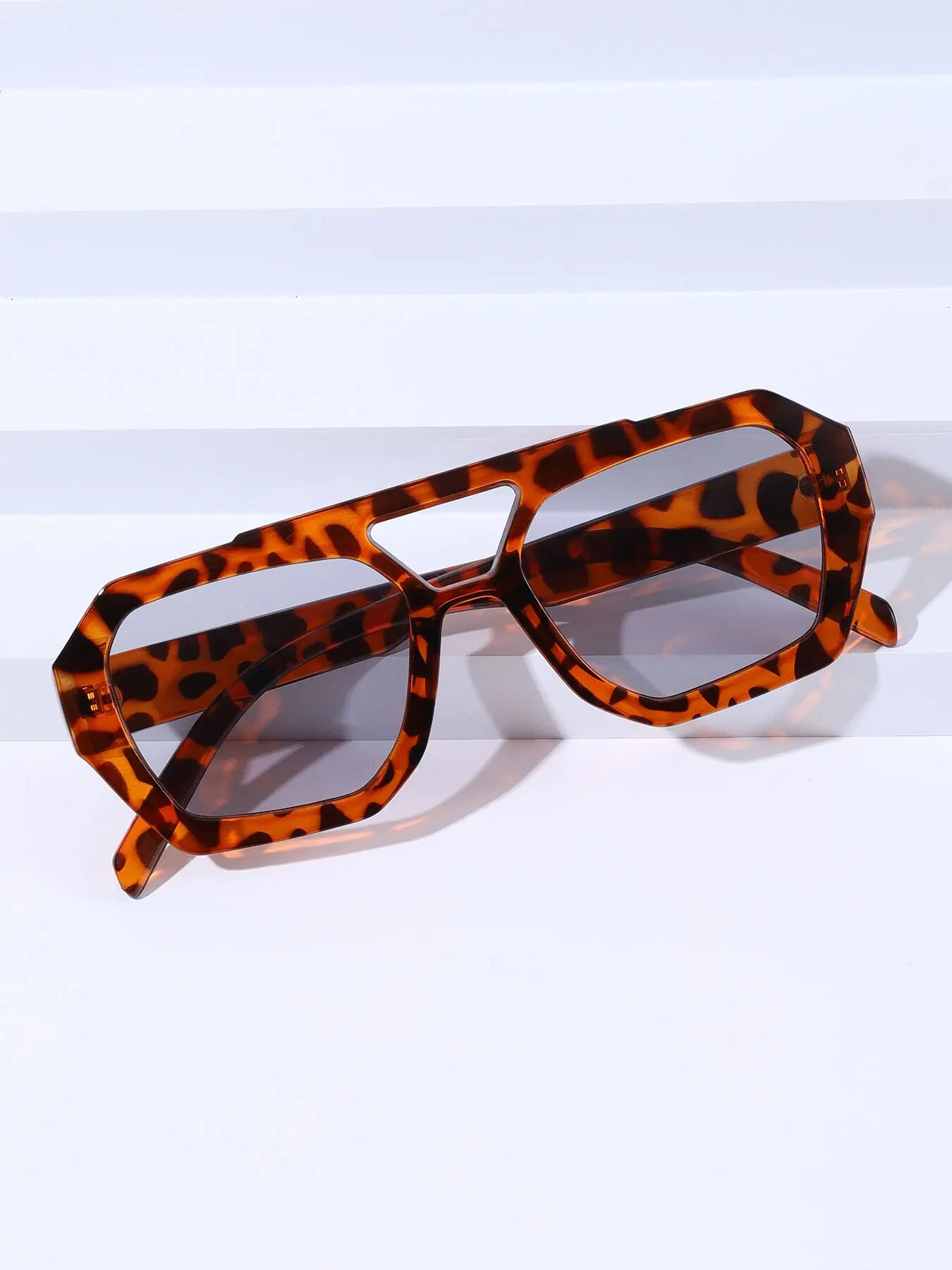 Gafas de Sol Cuadradas Vintage - Vintage Fashion Luxury reseña y precio
