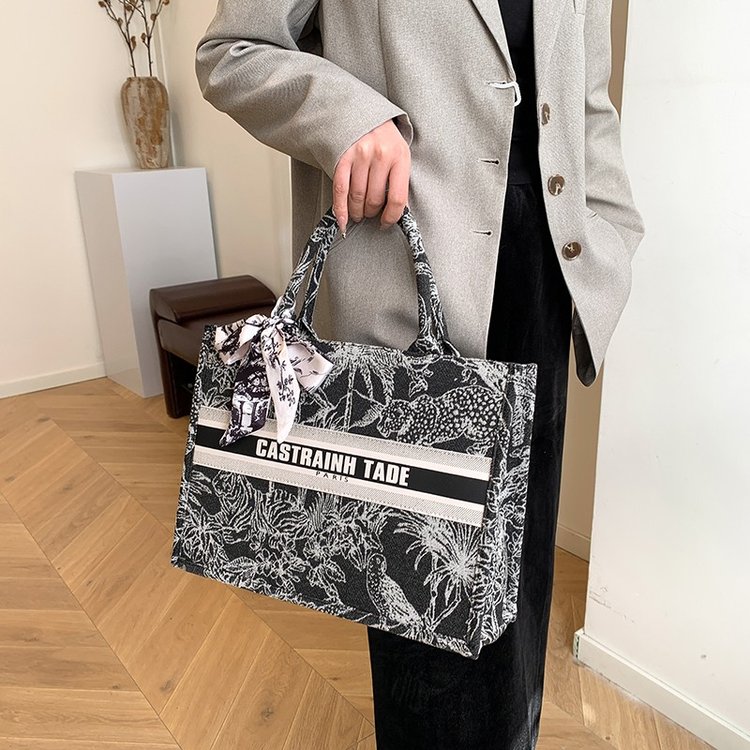 Bolsos de Pañales de Diseño Vi - Vintage Fashion Paris reseña y precio